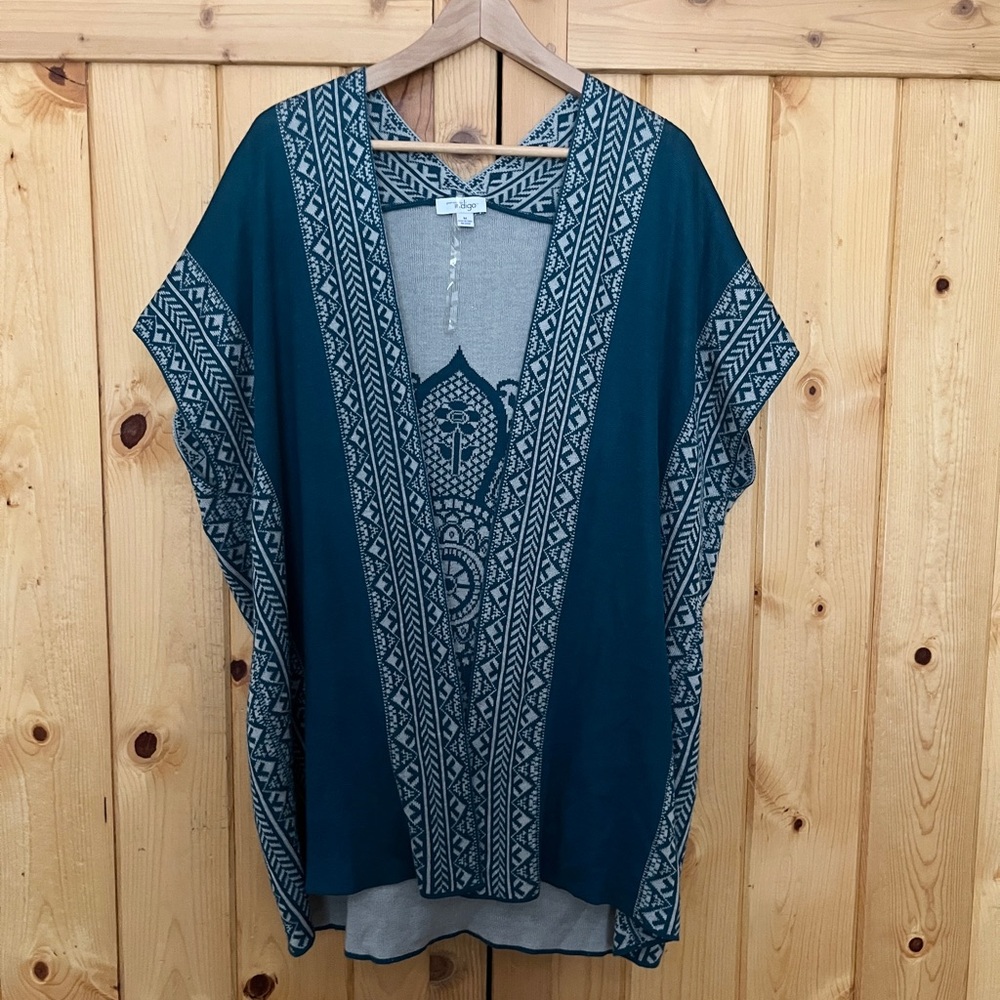 Great Northwest Indigo Teal and Gray Mandala / Lotus Long Poncho Cardigan sz Med